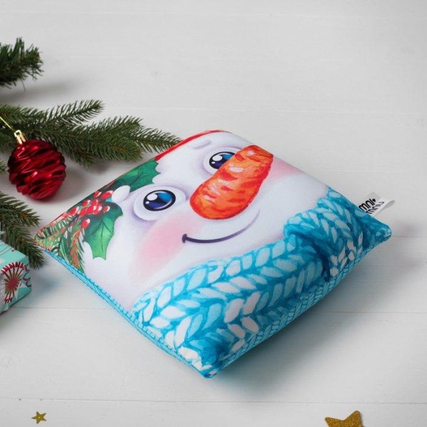 Подушка декоративная «Снеговик», 21х21 см