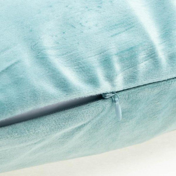 Наволочка на подушку с кисточками Этель цвет голубой, 45х45 см, 100% п/э, велюр