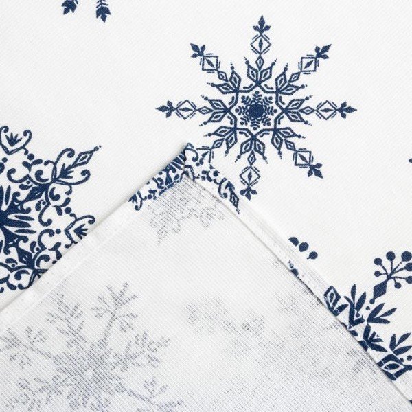 Скатерть Доляна «Новый год: Синие снежинки» 180х149 см, 100% хлопок, 164 г/м2
