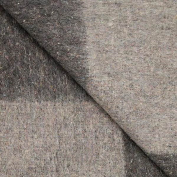 Одеяло полушерстяное «Эконом» 140х205 см, клетка МИКС, 380-400 г/м2